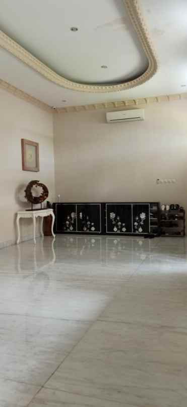 dijual rumah villa artha gading kelapa