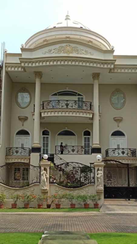 dijual rumah villa artha gading kelapa