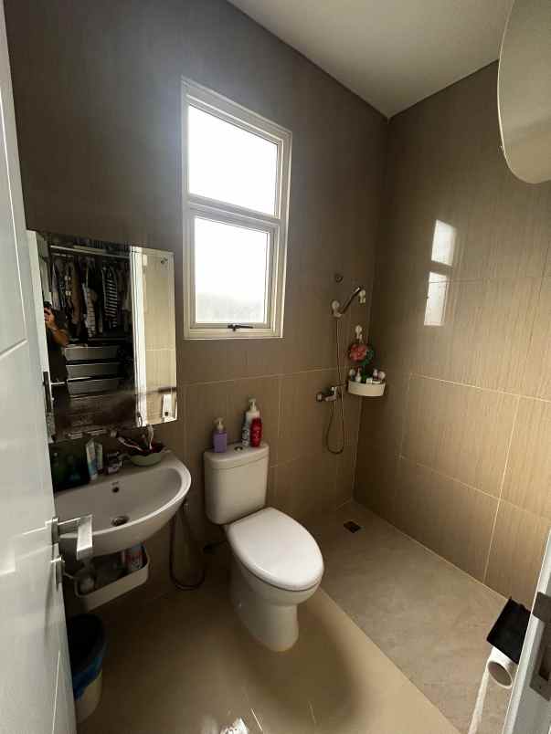 dijual rumah visana the savia k12 1 bsd