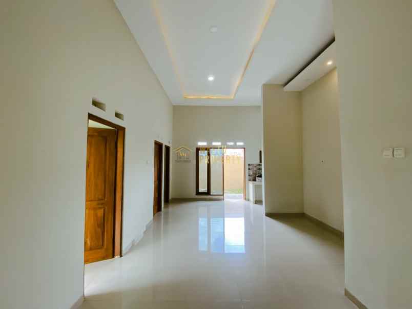 dijual rumah wedomartani