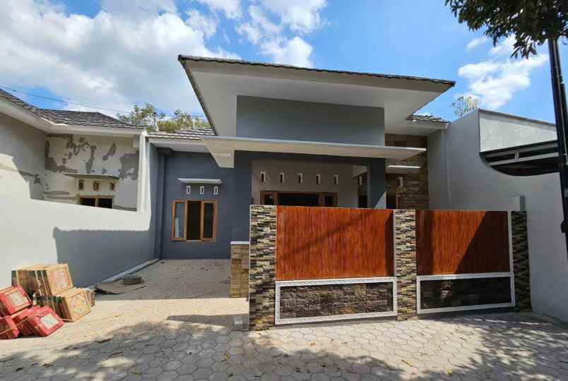 dijual rumah wedomartani kec ngemplak