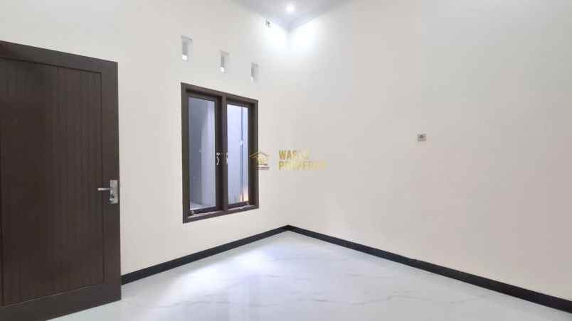 dijual rumah wedomartani kec ngemplak