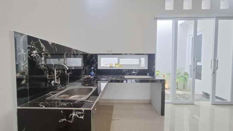 dijual rumah wedomartani ngemplak