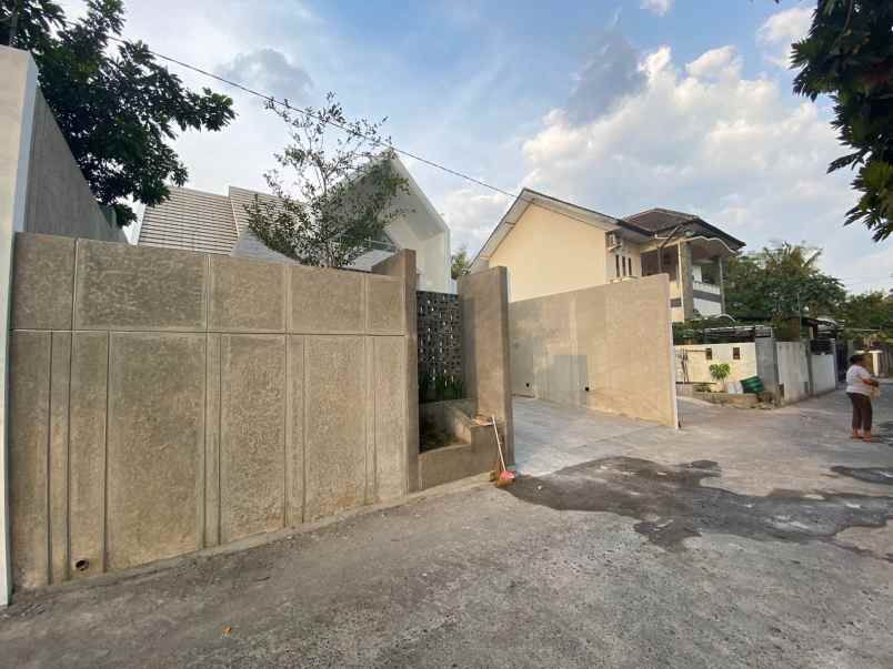 dijual rumah wedomartani ngemplak sleman