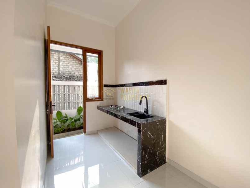 dijual rumah widodomartani ngemplak