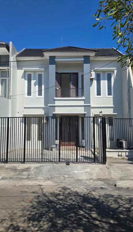 dijual rumah wiguna timur regency