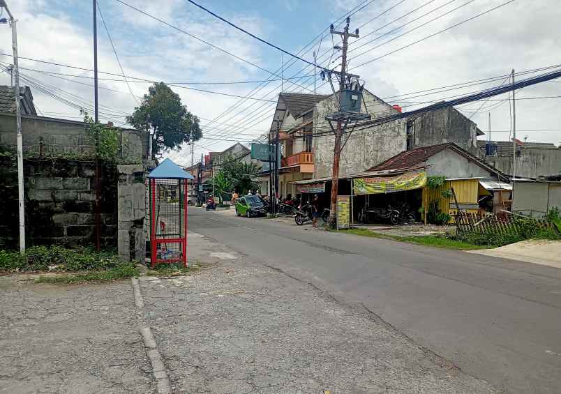 dijual tanah cupuwatu purwomartani kec