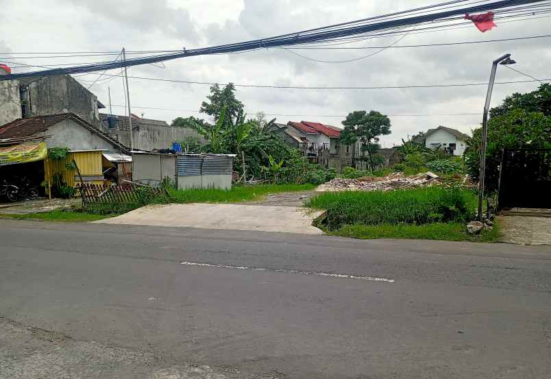 dijual tanah cupuwatu purwomartani kec