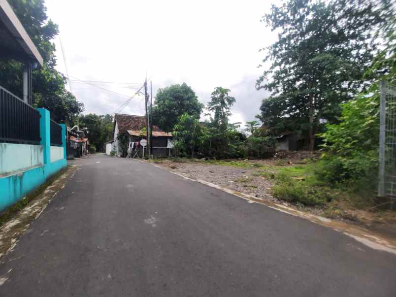 dijual tanah gentan jl kaliurang km 10