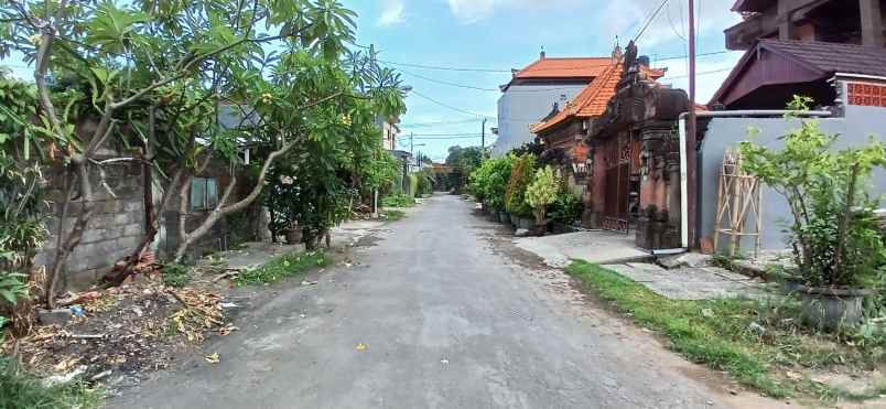 dijual tanah jalan kenyeri