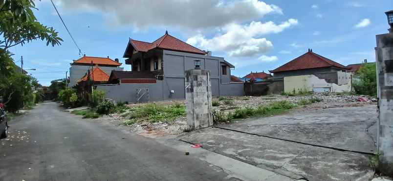 dijual tanah jalan kenyeri