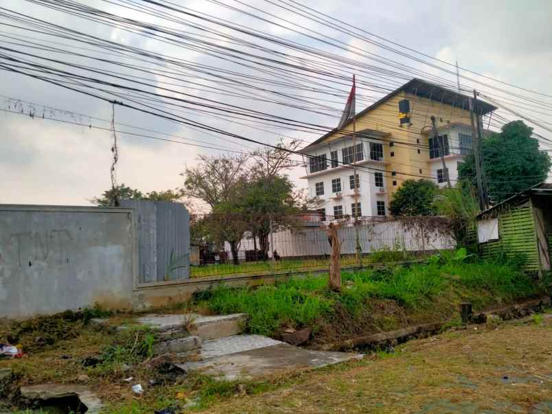 dijual tanah jalan soekarno hatta