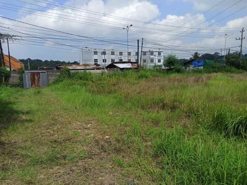 dijual tanah jalan soekarno hatta