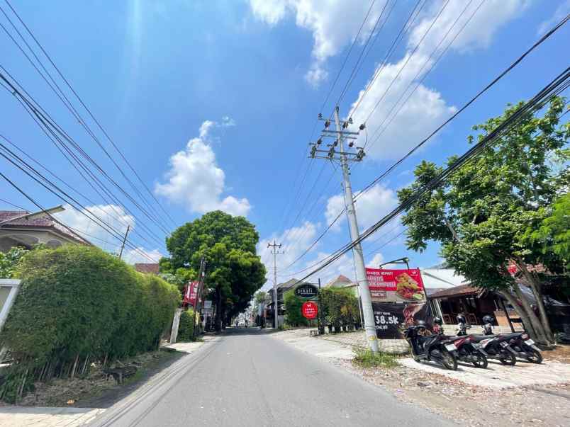 dijual tanah jl condongcatur kabupaten