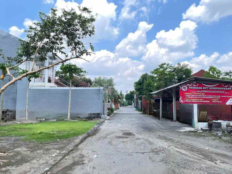 dijual tanah jl condongcatur kabupaten