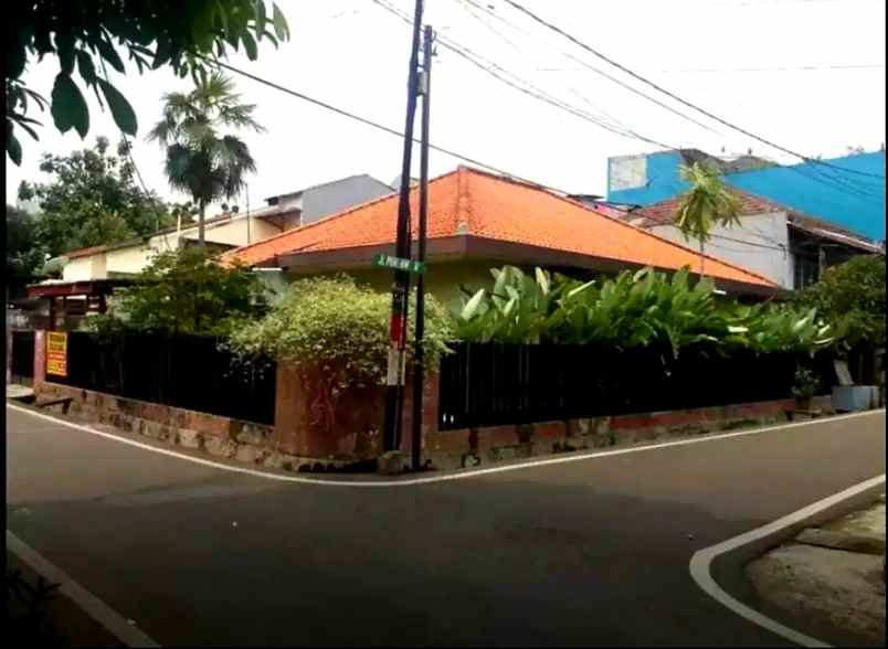 dijual tanah jl pualam 3