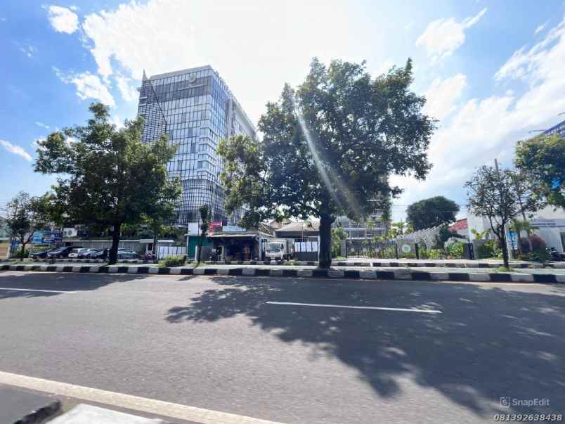 dijual tanah jl sri rahayu no 129