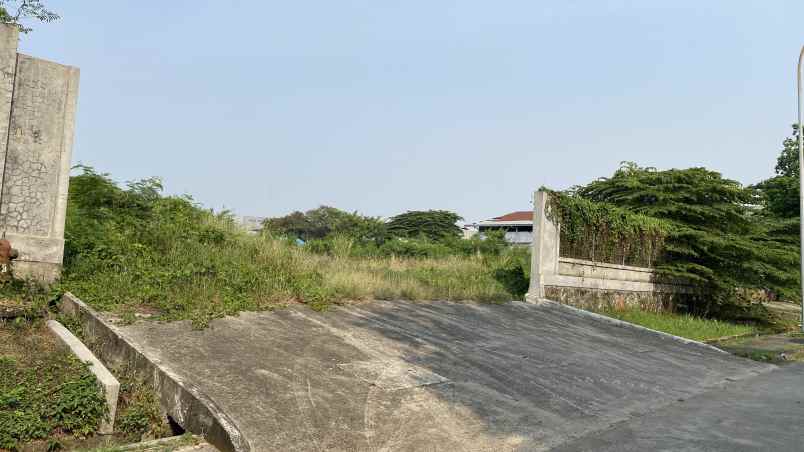 dijual tanah lipo cikarang