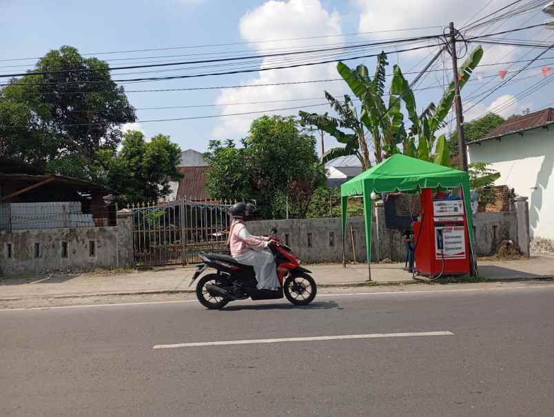 dijual tanah pinggir jalan