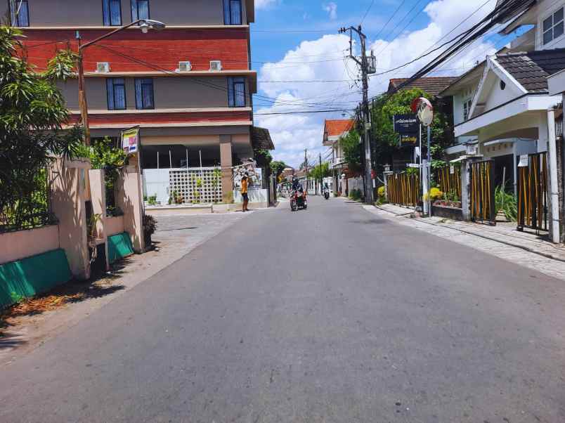 dijual tanah plemburan jl kaliurang km 6