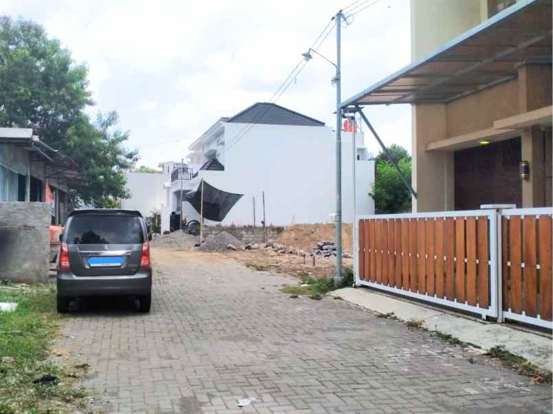 dijual tanah plemburan jl kaliurang km 6