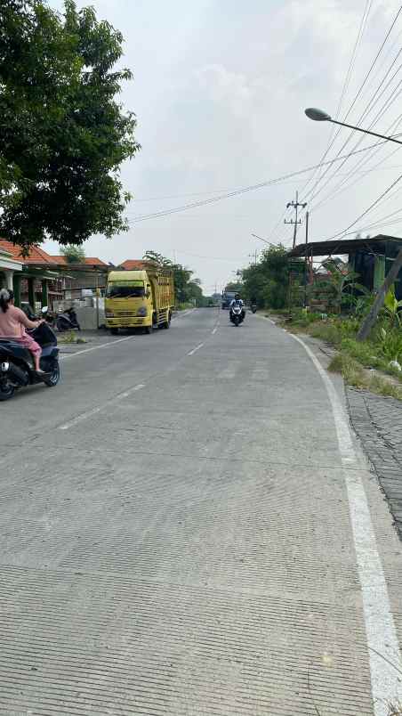 dijual tanah raya kesamben kulon
