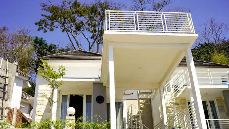 dijual villa beji