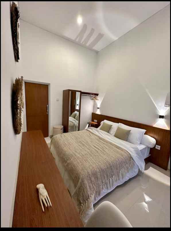 dijual villa kerobokan