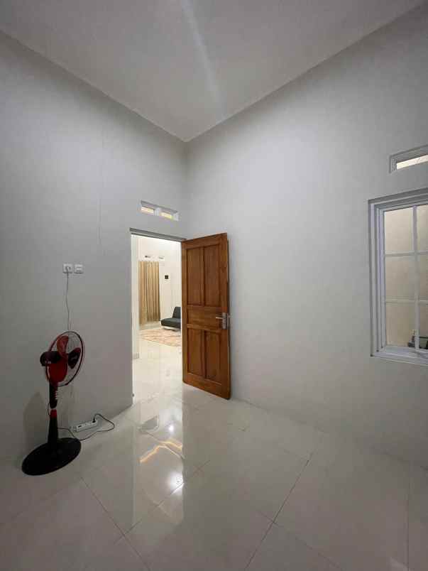 dikontrakan rumah baru cluster di banyumanik