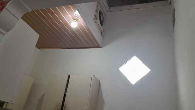 disewa rumah cakep di duta bumi bekasi kota c0633