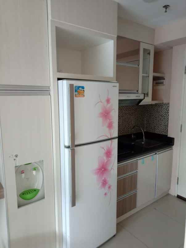 disewakan apartemen jalan pakuwon indah