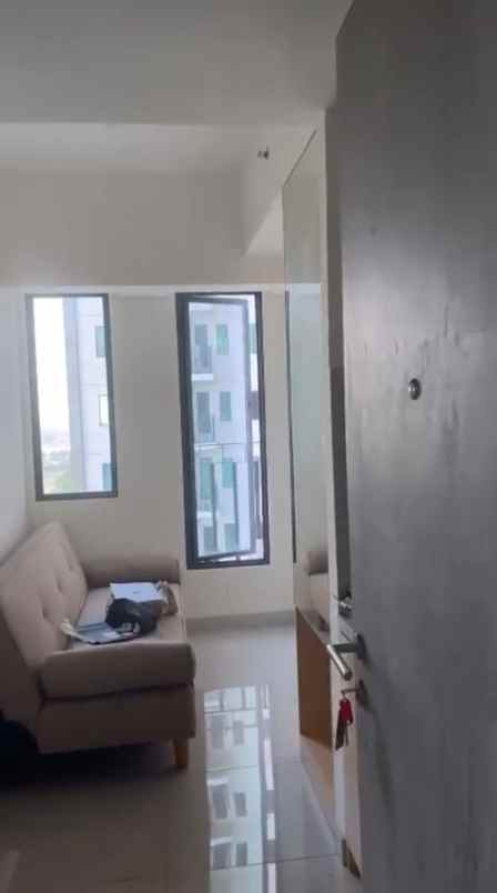disewakan apartemen osaka riverview pik2