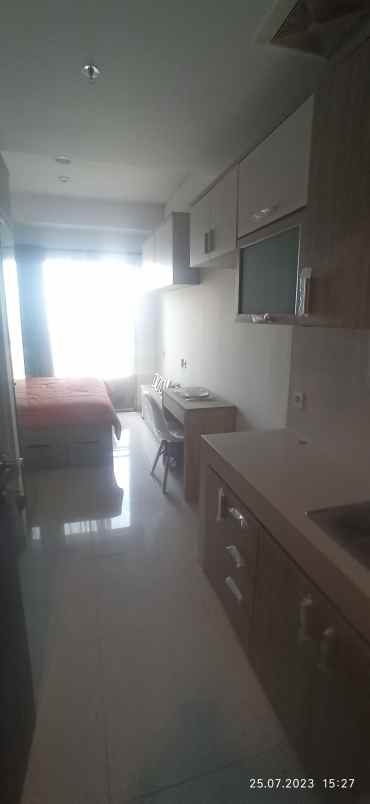 disewakan apartemen studio furnished dekat binus alsut