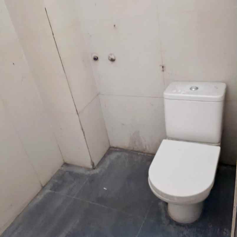 disewakan gedung di mampang prapatan jakarta selatan