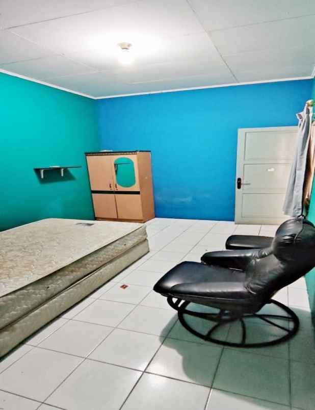 disewakan kost jl komplek departemen