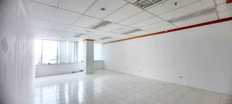 disewakan ruko gudang kantor jl perjuangan no kav 21 rt
