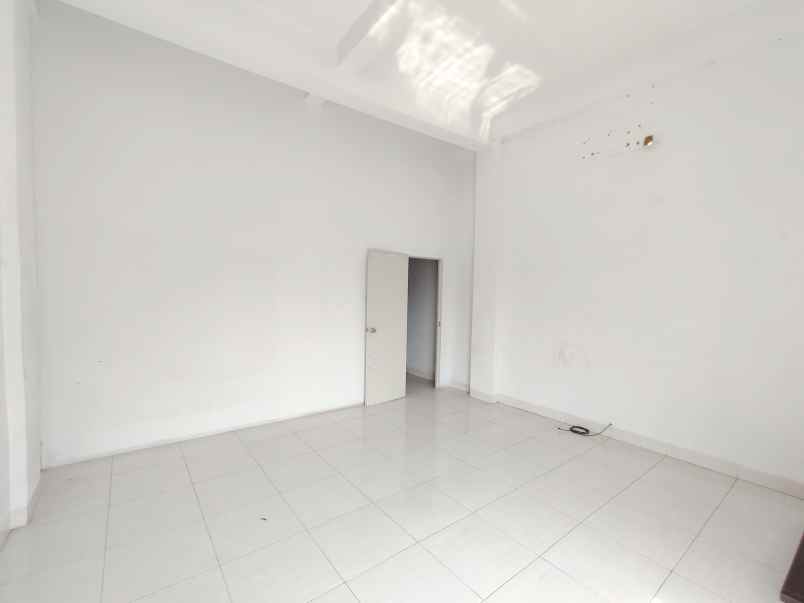 disewakan ruko jalan pahlawan medan perjuangan