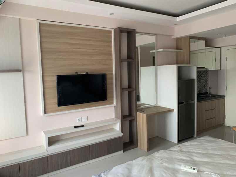 disewakan rumah apartemen pakuwon mall tangli