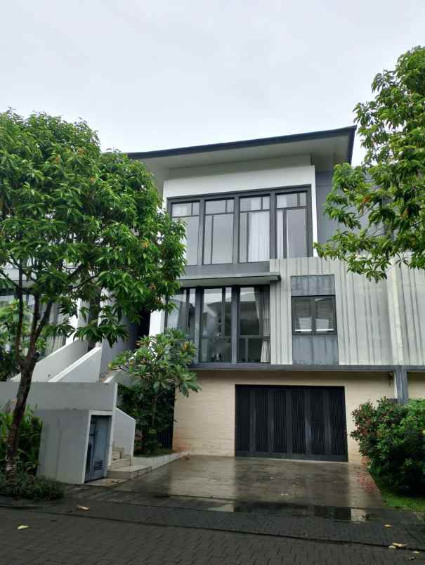 disewakan rumah di lakewood navapark bsd city