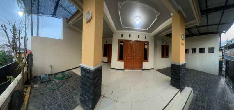 disewakan rumah jl tejosari raya gedawang banyumanik