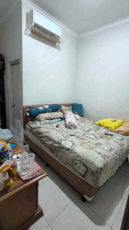 disewakan rumah kelapa cengkir kelapa gading