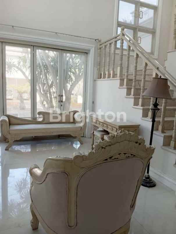 disewakan rumah regency 21