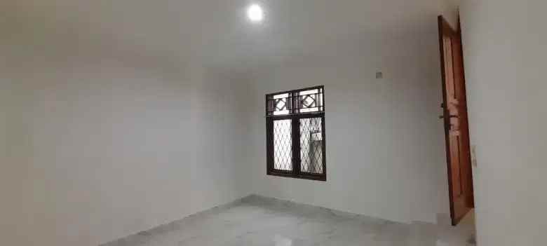 disewakan rumah rempoa nyaman rapi siap tempati