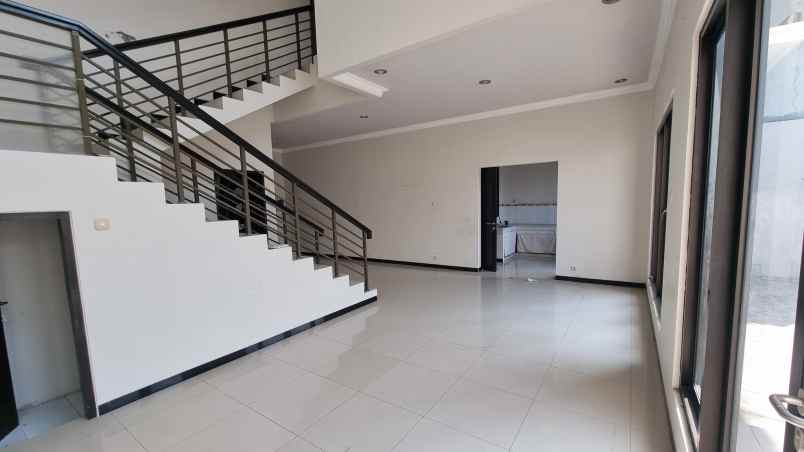 disewakan rumah royal residence surabaya