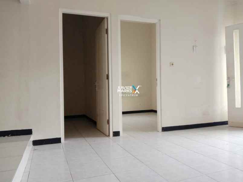 disewakan rumah sentra point