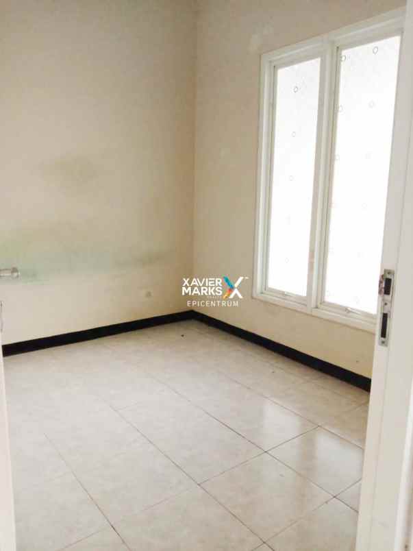 disewakan rumah sentra point