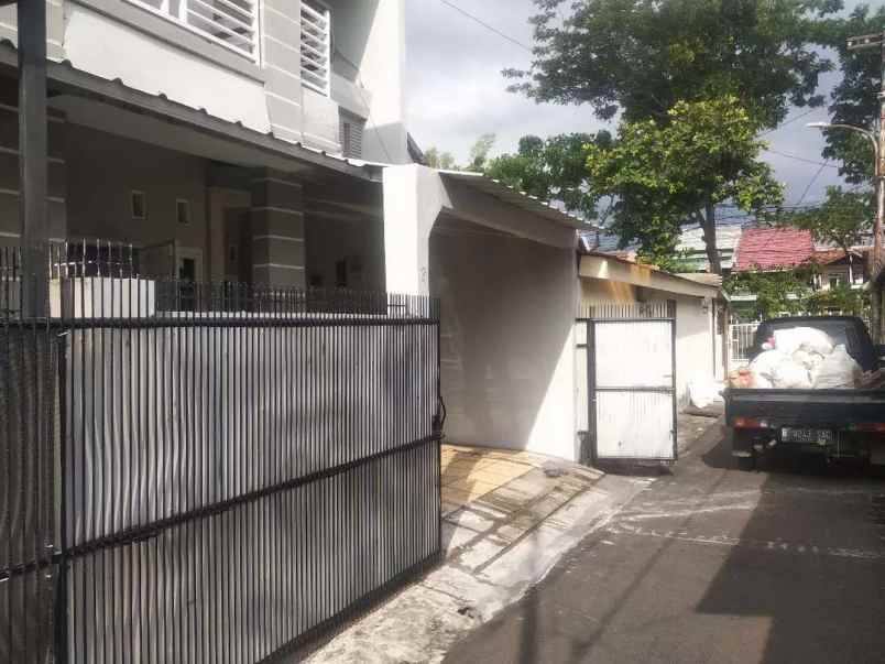 disewakan rumah tebet