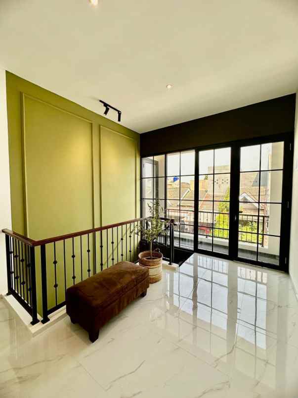 for sale brand new house klasik modern di nusaloka bsd