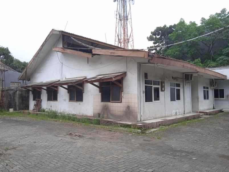 gudang dan kantor dijual di jalan imam bonjol karawaci