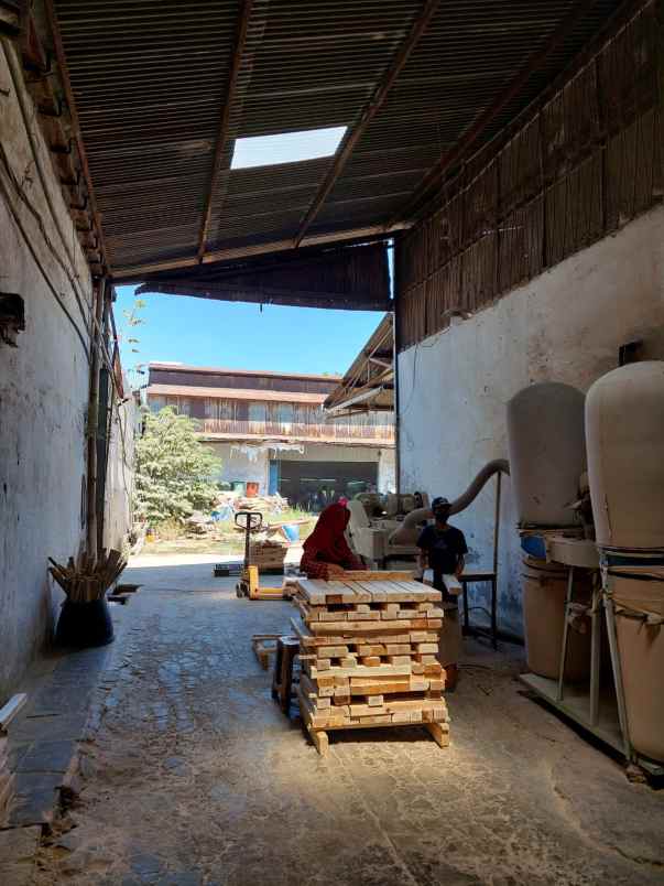 gudang kyai tambak deres siap pakai